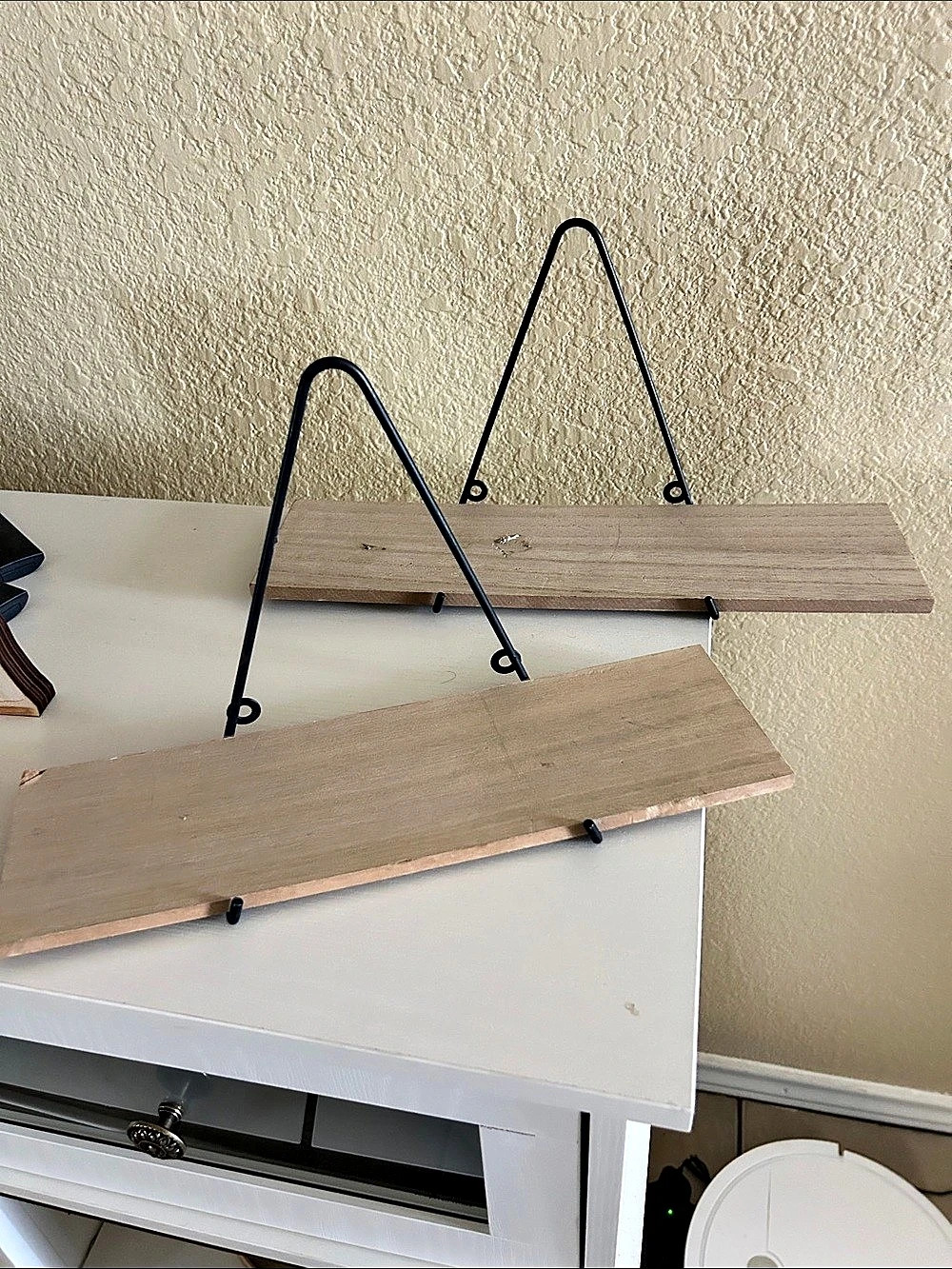 Hanging Wooden Display Shelves in Brown & Black